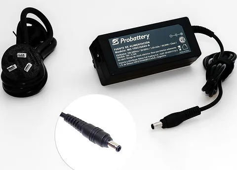 Cargador de Notebook - 19v 3.16Ah - 60W - (Plug: Out 5,5mm * 3,0mm) - Samsung - "Incluye Cable Power"