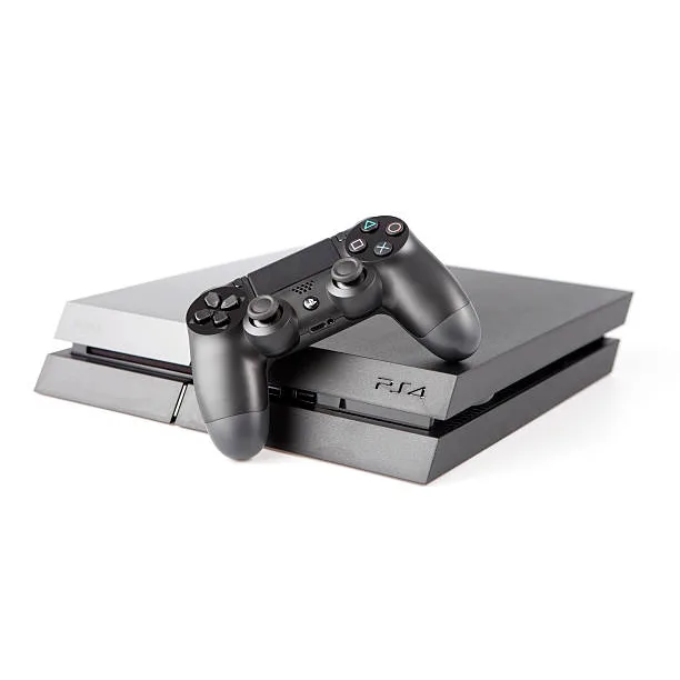 CONSOLA PS4 / 500GB / c/ 1 JOY CLASE A + CABLES REACONDICIONADA