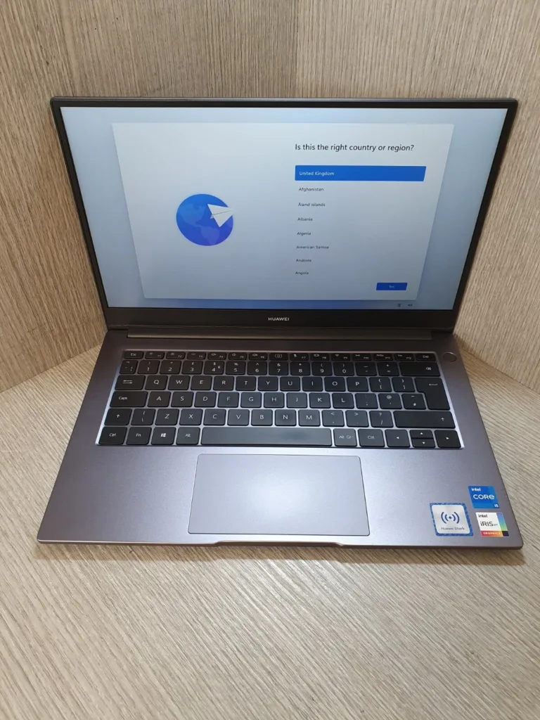 NOTEBOOK HUAWEI  NbD-WDH9 I5 1135G7 / 8 GB DDR4 / SSD NVME 512 GB REACONDICIONADA